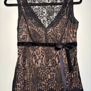 Ann Taylor LOFT Black Lace Overlay Sleeveless Top Nude Lined Size 0